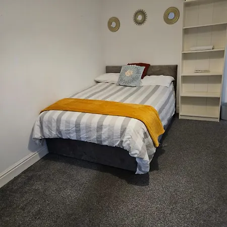 招待所 Double Close To Headingley Stadium